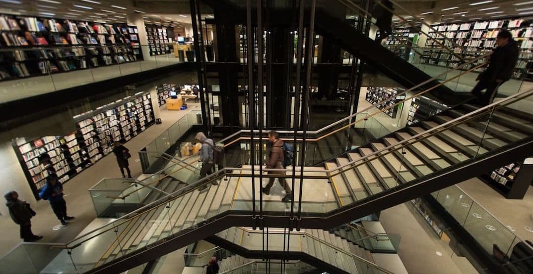 Digital Nomad’s Guide to Montreal: Navigating the City’s Best Work-Friendly Cafés, Libraries, and Public Spaces